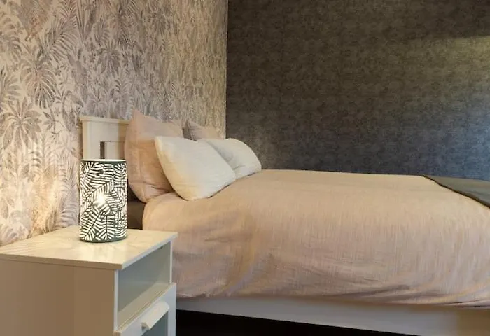 Le Monciat Bed & Breakfast Lessines